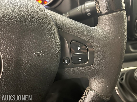 Opel Vivaro 12 of 30
