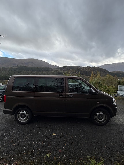 Volkswagen Multivan 3 of 13