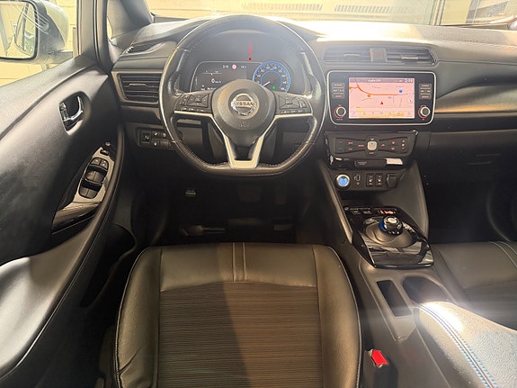 Nissan Leaf 20 of 28
