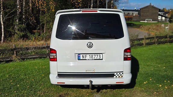 Volkswagen Transporter 9 of 16