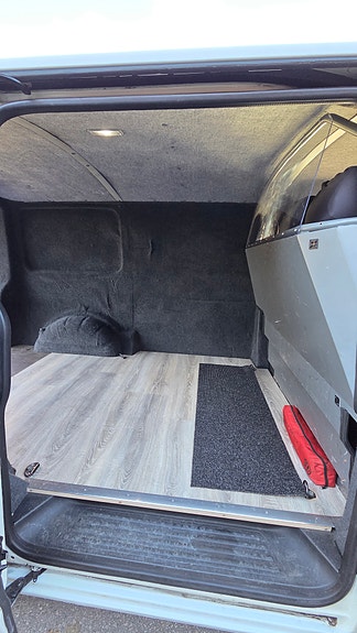 Volkswagen Transporter 13 of 16
