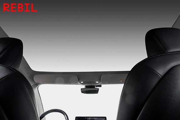 Tesla Model 3 22 of 27