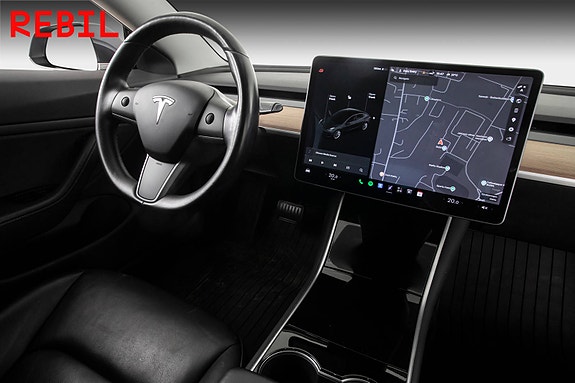 Tesla Model 3 14 of 27