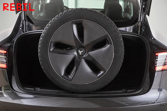 Tesla Model 3 25 of 27
