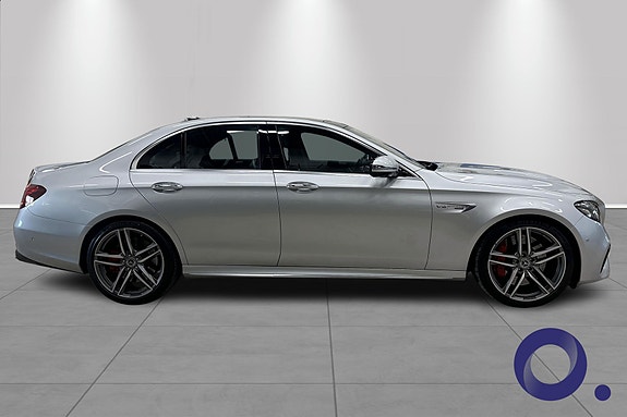 Mercedes-Benz E63 7 of 21