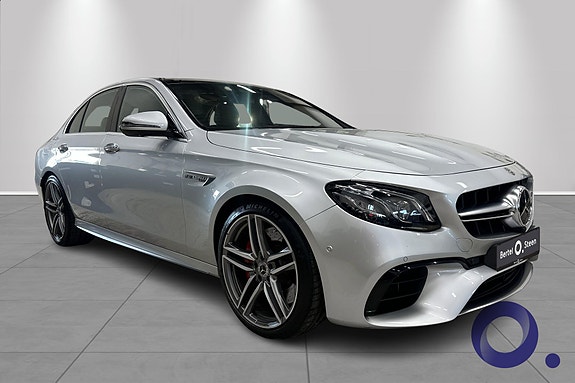 Mercedes-Benz E63 8 of 21