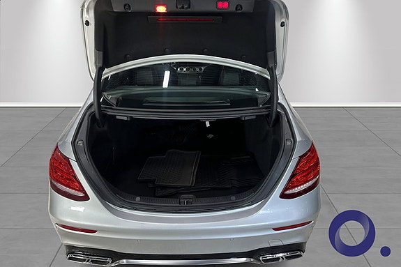 Mercedes-Benz E63 5 of 21
