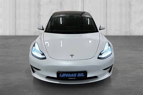 Tesla Model 3 2 of 17