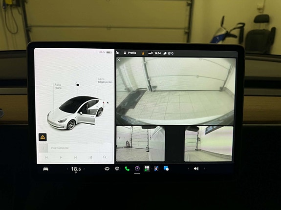 Tesla Model 3 12 of 17