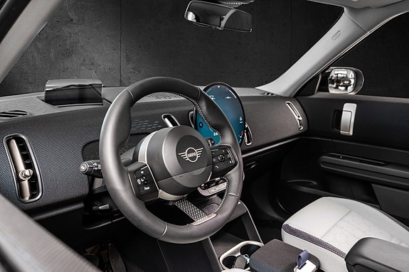 MINI Countryman SE 11 of 30