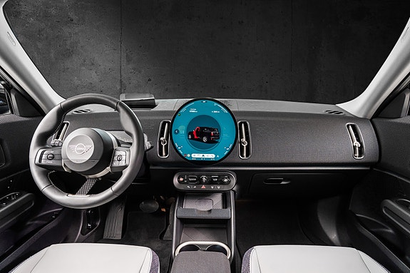 MINI Countryman SE 13 of 30