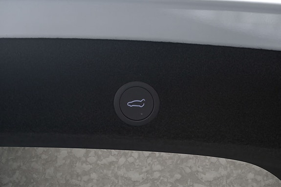 Tesla Model Y 30 of 30