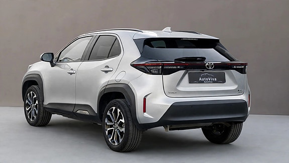 Toyota Yaris Cross 2 of 30