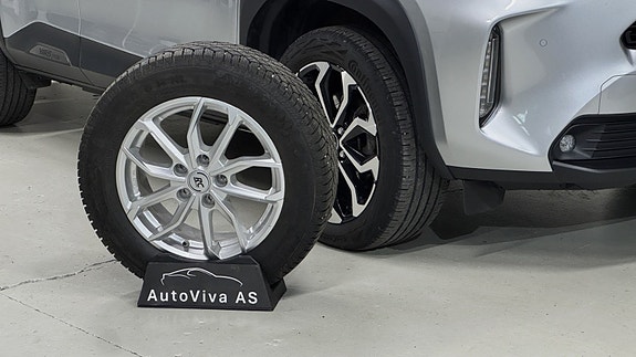 Toyota Yaris Cross 9 of 30