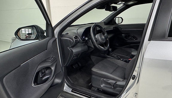 Toyota Yaris Cross 15 of 30