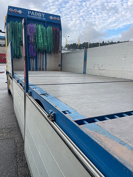 Mercedes-Benz Actros 2558 13 of 15
