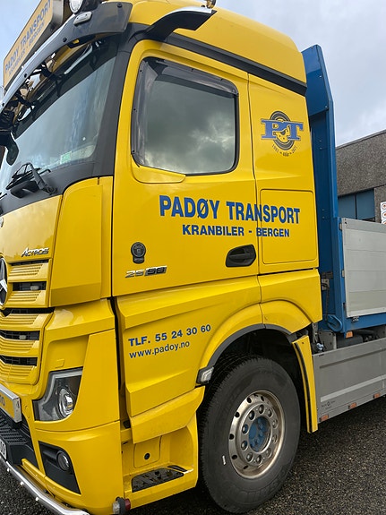 Mercedes-Benz Actros 2558 3 of 15