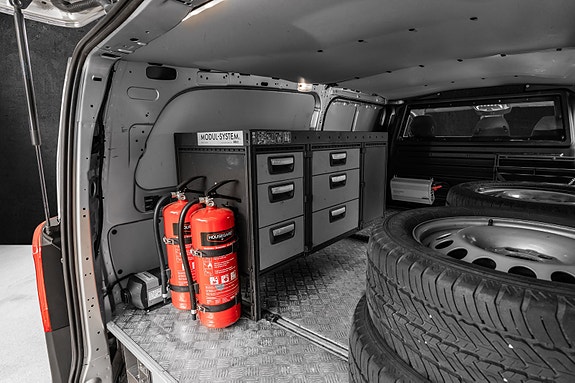 Mercedes-Benz Vito 119 17 of 30