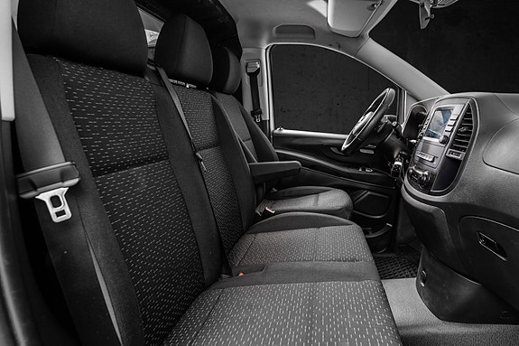 Mercedes-Benz Vito 119 19 of 30