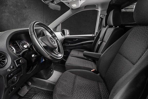 Mercedes-Benz Vito 119 12 of 30