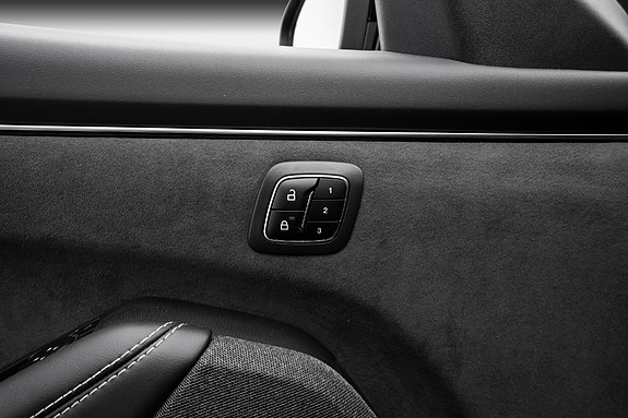 Ford Mustang Mach-E 21 of 28