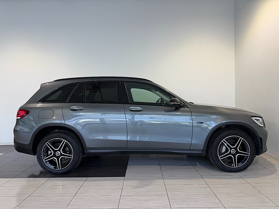 Mercedes-Benz GLC300 de 6 of 30