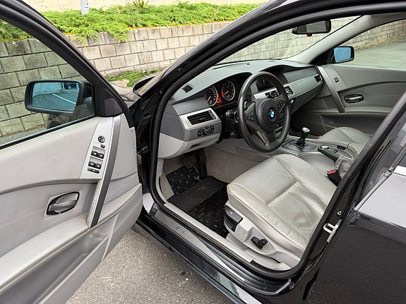 BMW 525i 20 of 30