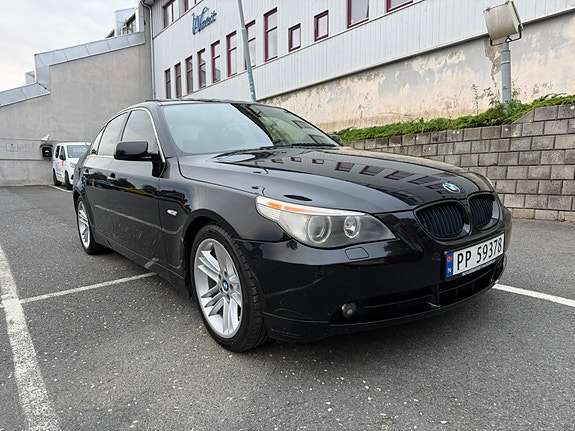 BMW 525i 12 of 30