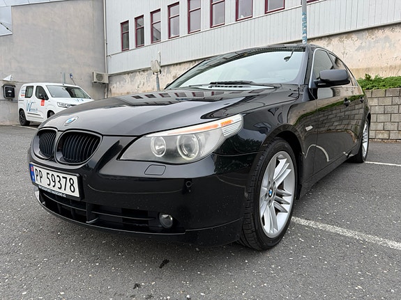 BMW 525i 15 of 30