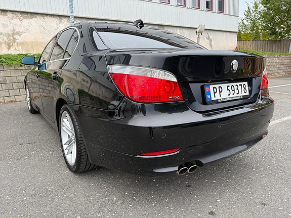 BMW 525i 17 of 30