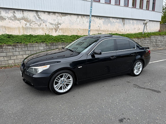 BMW 525i 3 of 30