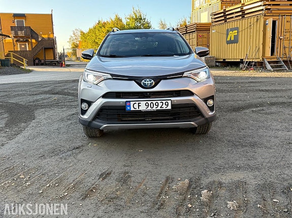 Toyota RAV4 5 of 18