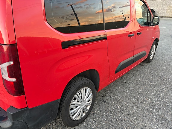 Peugeot Partner 13 of 30
