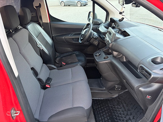 Peugeot Partner 18 of 30