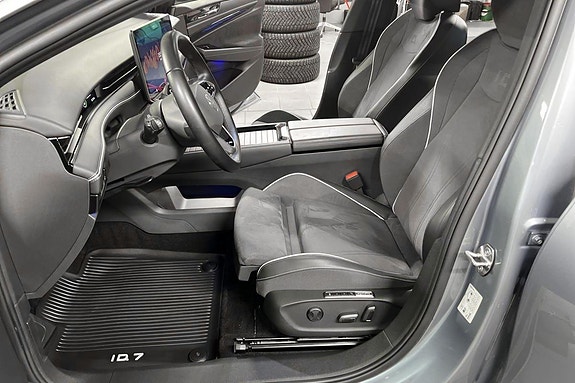 Volkswagen ID.7 11 of 26