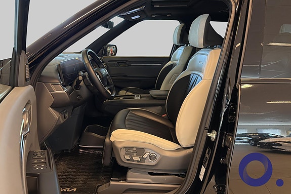 Kia EV9 13 of 29