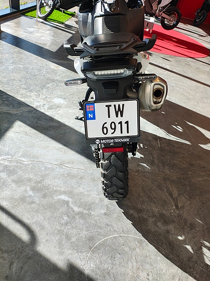 Husqvarna Norden 901 med nylig ny service, og nye dekk!! 10 of 13