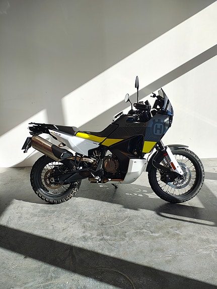 Husqvarna Norden 901 med nylig ny service, og nye dekk!! 2 of 13