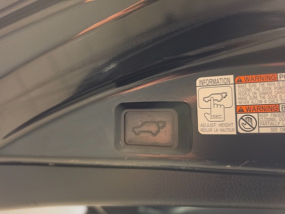 Toyota RAV4 21 of 30