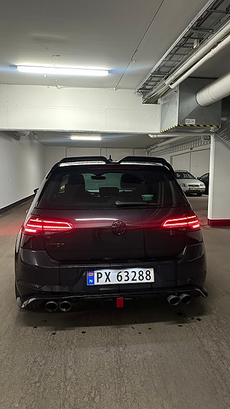 Volkswagen Golf VII 2 of 21