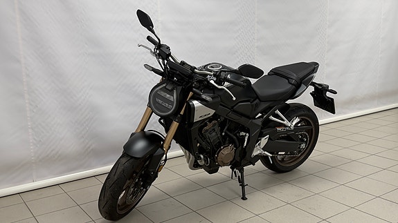 Honda CB 650 R 3 of 6