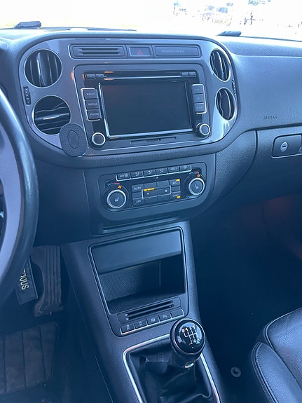 Volkswagen Tiguan 7 of 9