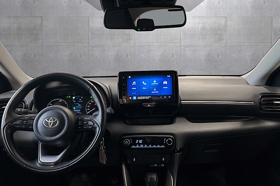 Toyota Yaris 9 of 19