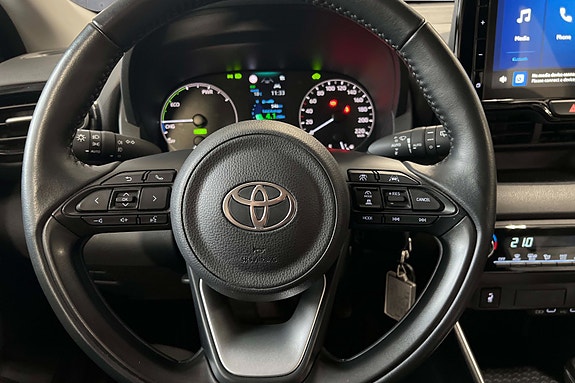 Toyota Yaris 11 of 19