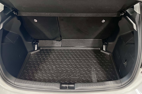 Toyota Yaris 17 of 19