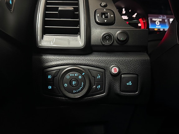 Ford Ranger Raptor 25 of 30