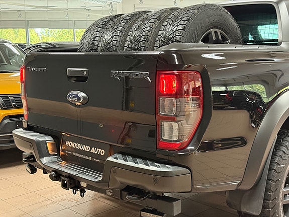 Ford Ranger Raptor 12 of 30