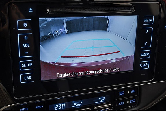 Toyota Auris 13 of 29