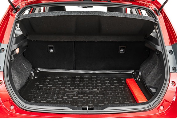 Toyota Auris 27 of 29