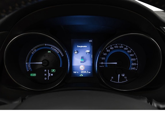 Toyota Auris 11 of 29